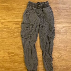 Grey Abercrombie & Fitch Cargo Pants Size XS